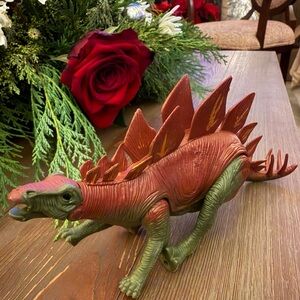 Jurassic World Mega Dual Attack STEGOSAURUS Dinosaur Figure.